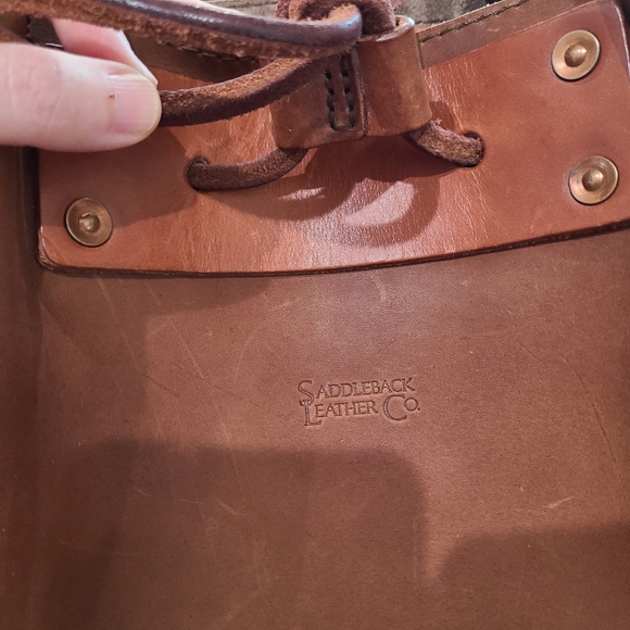 Saddleback Leather Bucket Backpack In Tobacco - Picture 4 of 13